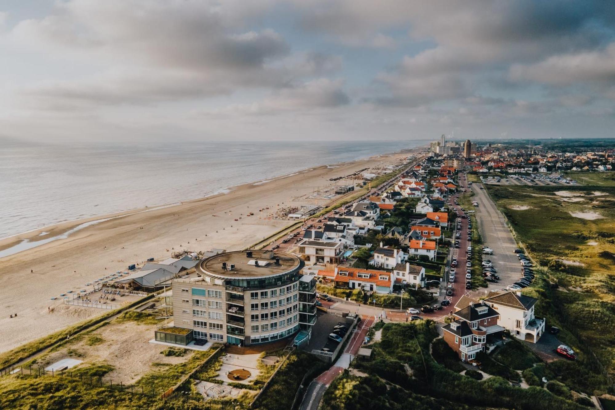 Anne's Family With Private Parking * Zandvoort